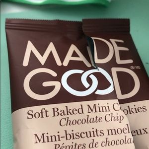 Meet your Posher, Alexie• I like to eat snacks